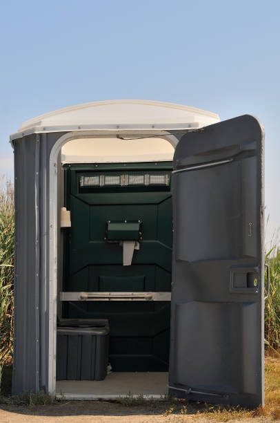 Best Portable bathroom rental  in Strawberry, CA